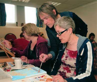 The artist Brian Puttock teaching his students